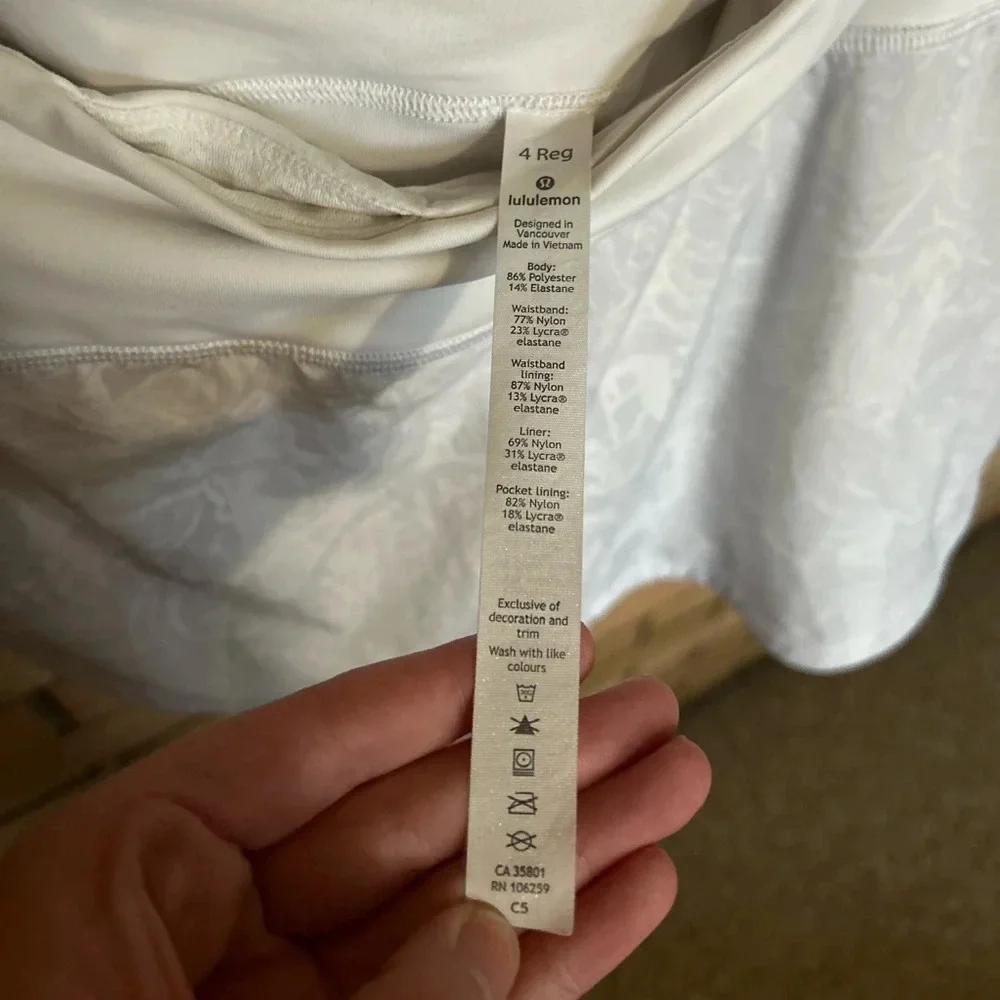 Lululemon Pace Rival Skirt (Regular) No Panels Eternal Wave White Size 4